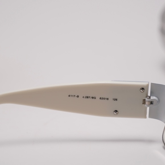 Chanel Sunglasses - Picture 5 of 10